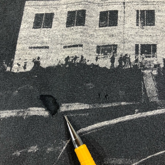 San Francisco Golden Gate All Over Distressed Tee - Picture 4 of 8